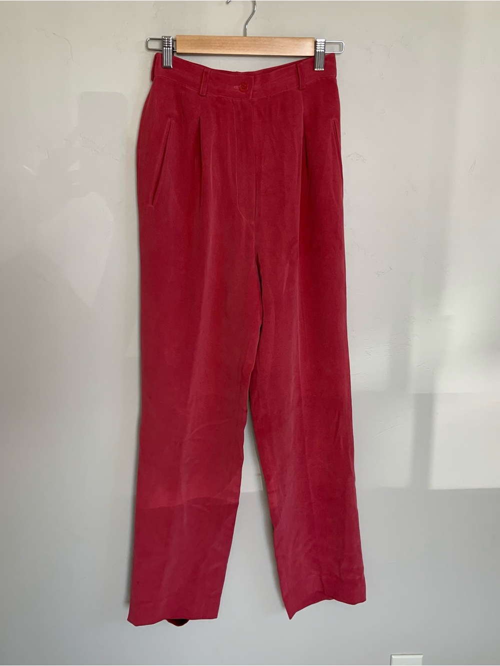 Vintage 90s Calvin Klein Red 100% Silk Pleated Women’s High Rise Pants Trousers